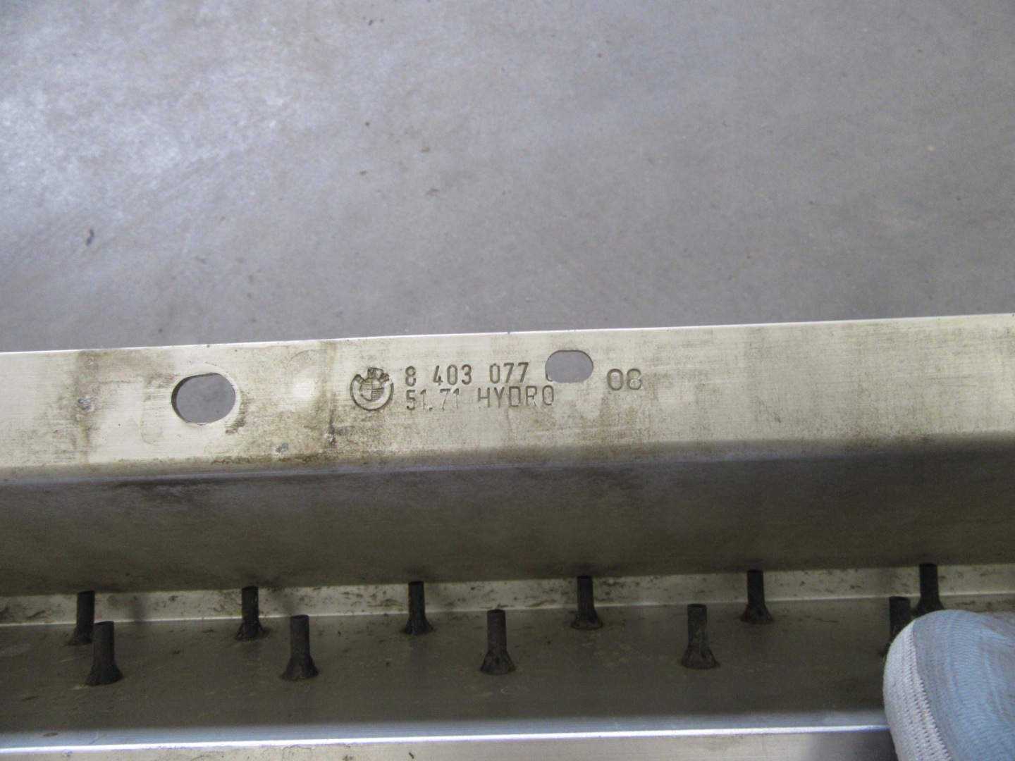 moulding threshold stopien aluminium cover cap BMW e53 X5 left