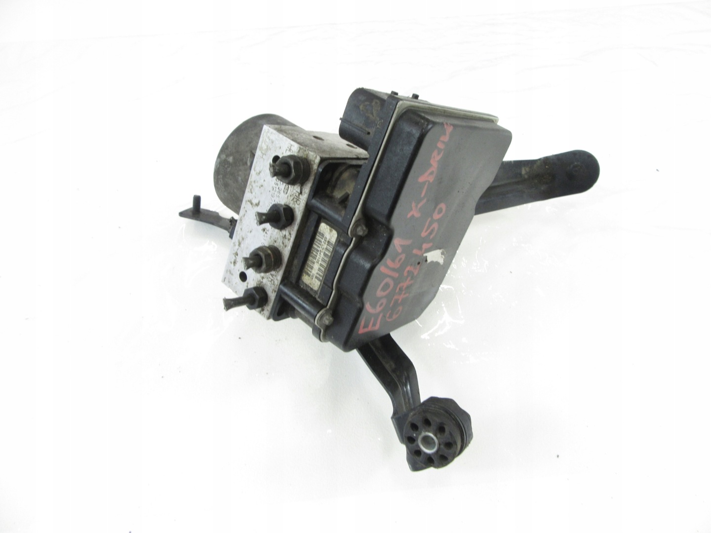 pump agregat ABS DTC bracket BMW 5 e60 e61 X Drive Xd Xi 4x4
