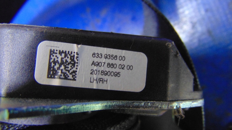 tension belt safety left front A9078600200 MERCEDES SPRINTER A907 W910 18-25