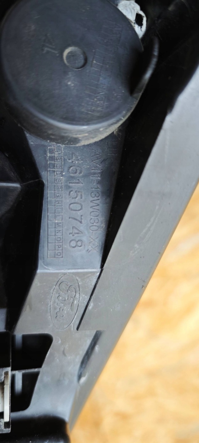 Reflektor vorne Seite links Ford B-MAX AV1113W030