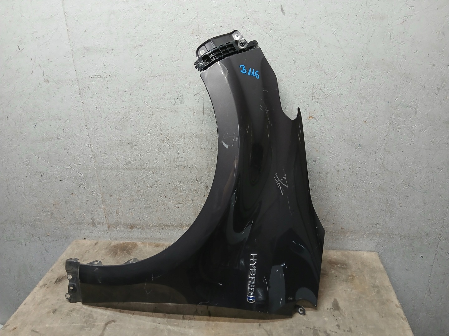fender front left TOYOTA YARIS IV 4 20