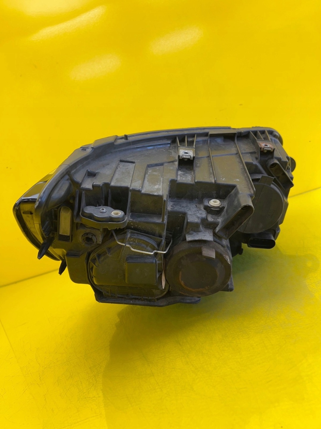 light left VW Transporter T6 7E1 7E1941015AD