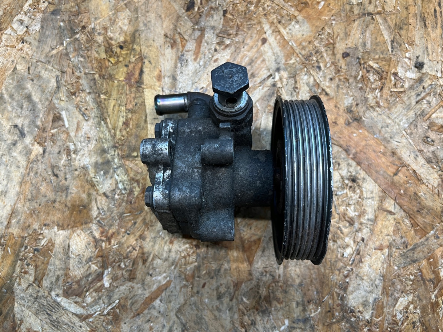 servo pump VW GOLF IV BORA AUDI A3 1J0422154ES