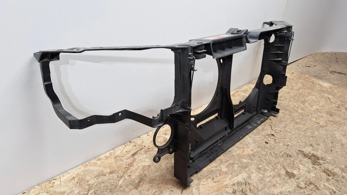 support panel for radiators pillar iron 4D0805571AB AUDI A8 D2 LIFT
