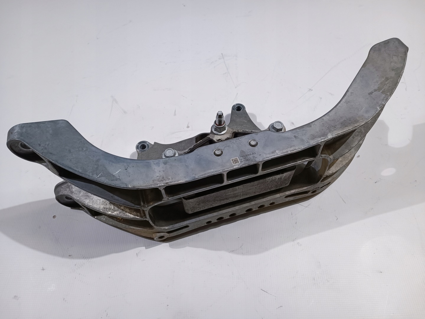 Stütze Halter Getriebe getriebe Ford Explorer RWD 2020