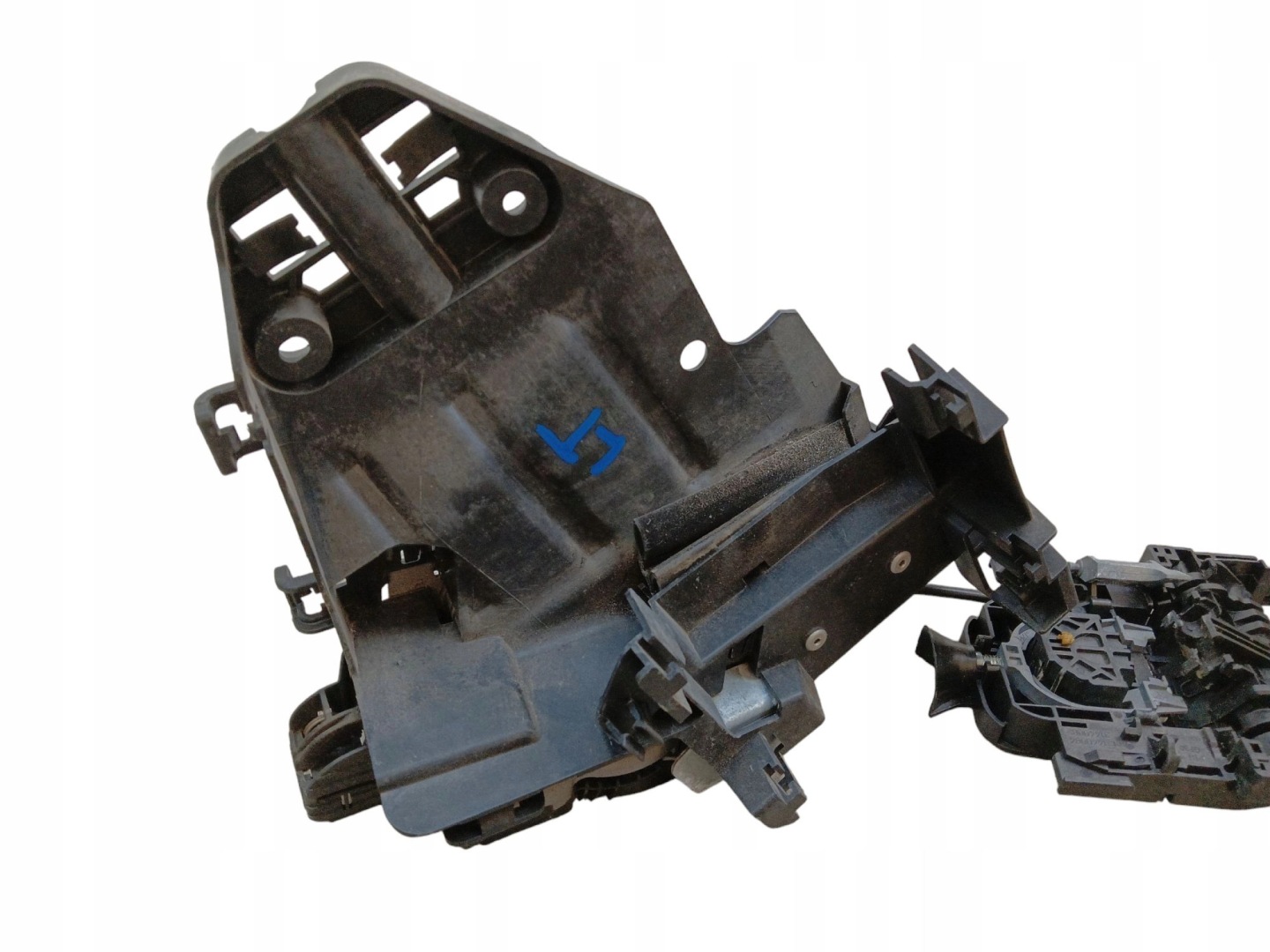 lock door left rear part VOLVO V40 II (2012-2016) 31276223