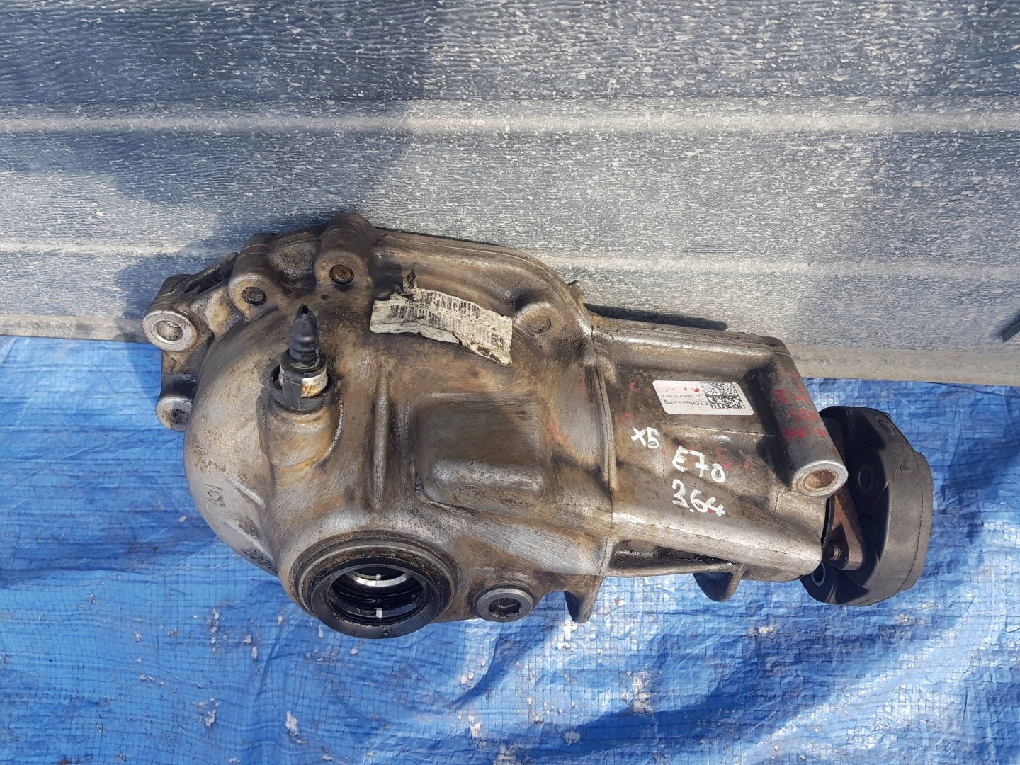 differential differential diff front front BMW X5 E70 7552533 3.64