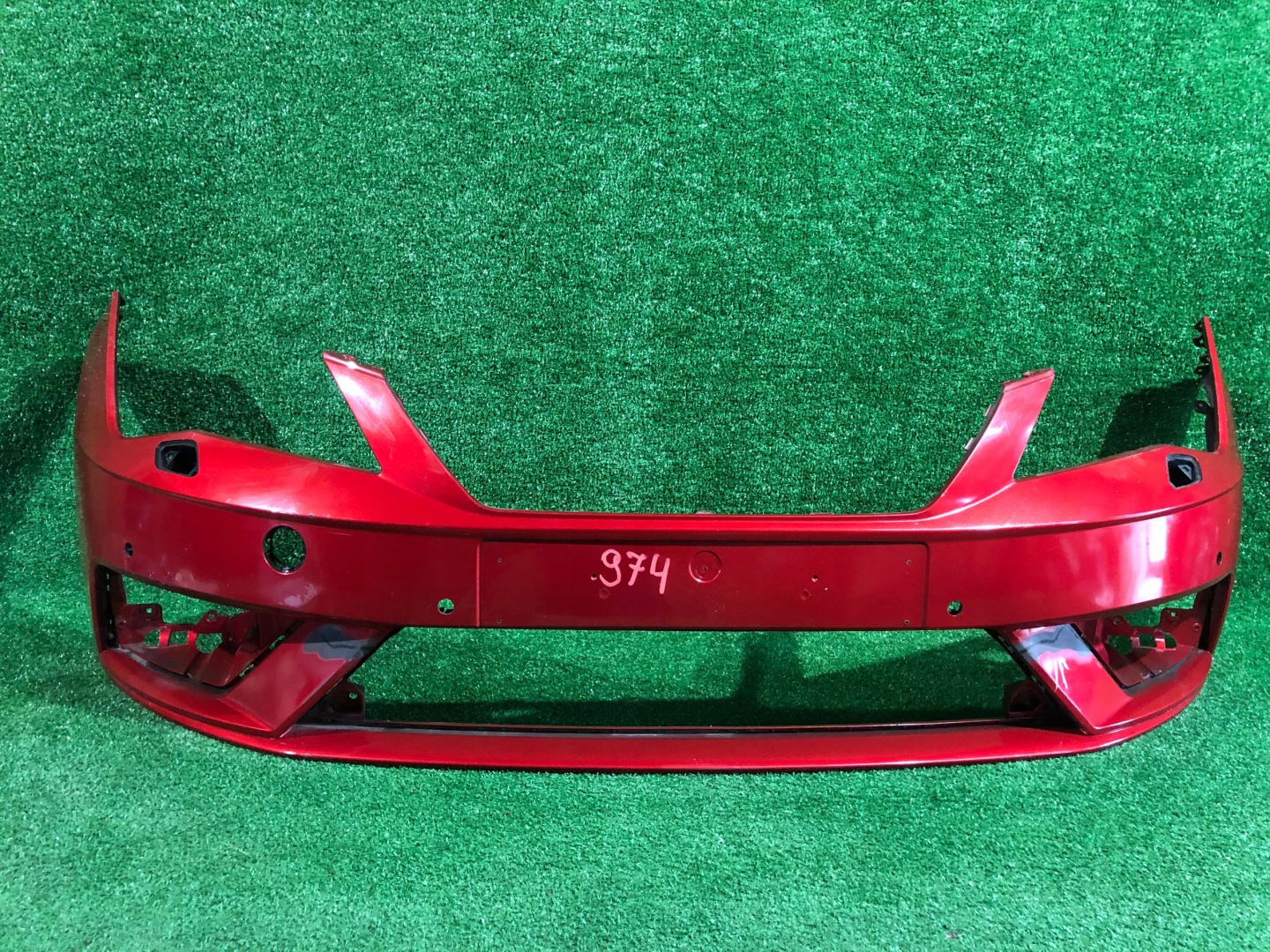 front bumper front SEAT LEON III LIFT PDC
