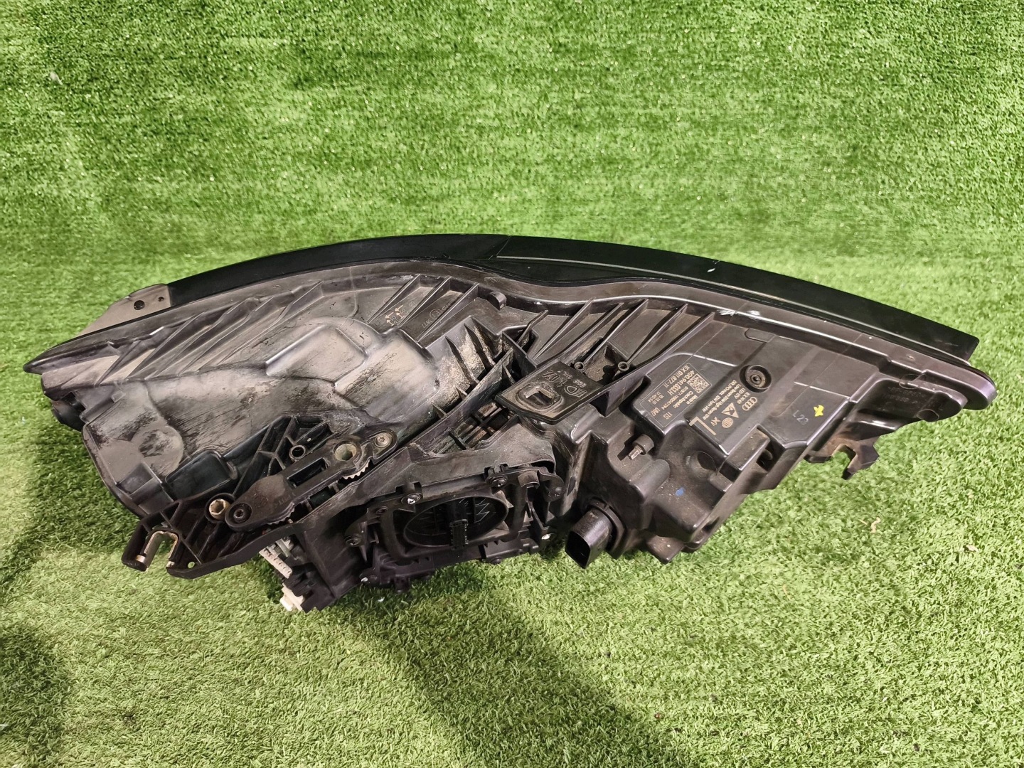 REFLEKTOR left front AUDI A6 C7 15- LIFT FULL LED MATRIX NR.R1450