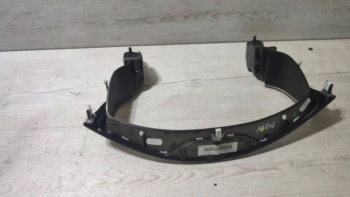 Ford Mondeo MK5 16r 2.0TDCi Blende Abdeckung des Kombiinstruments