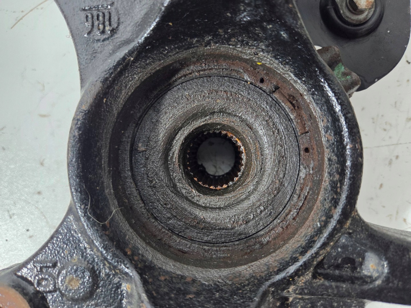 Toyota Proace Jumpy Peugeot Expert swing front right P67 (A673)