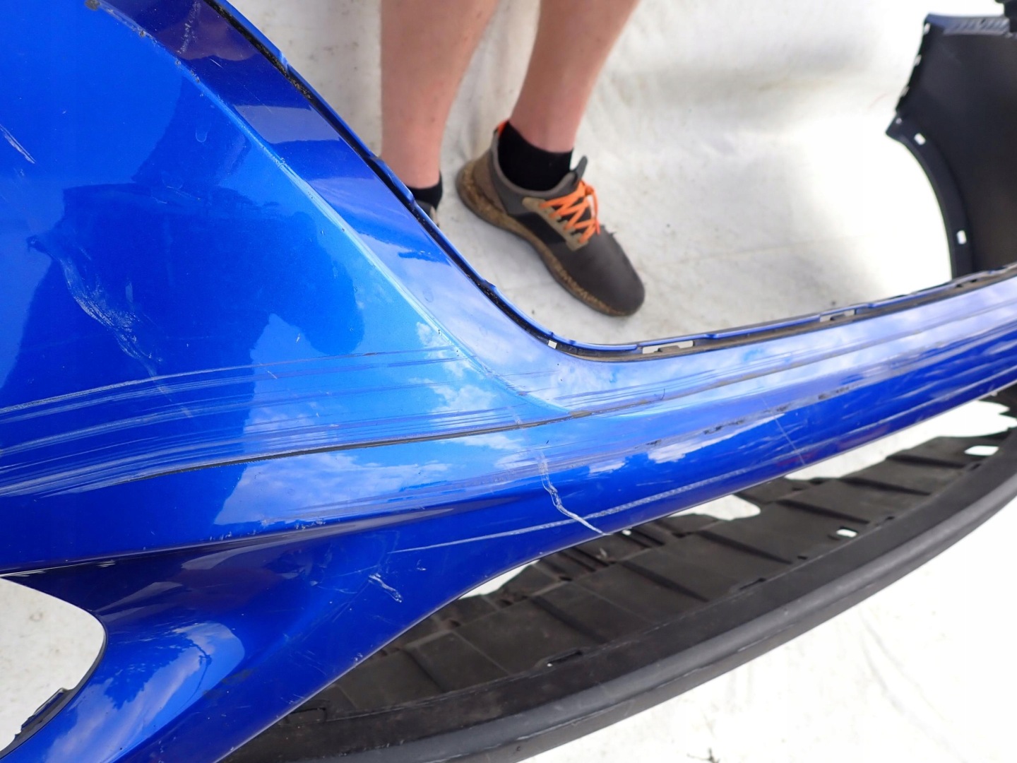 HONDA HR-V II 13- bumper front front PDC