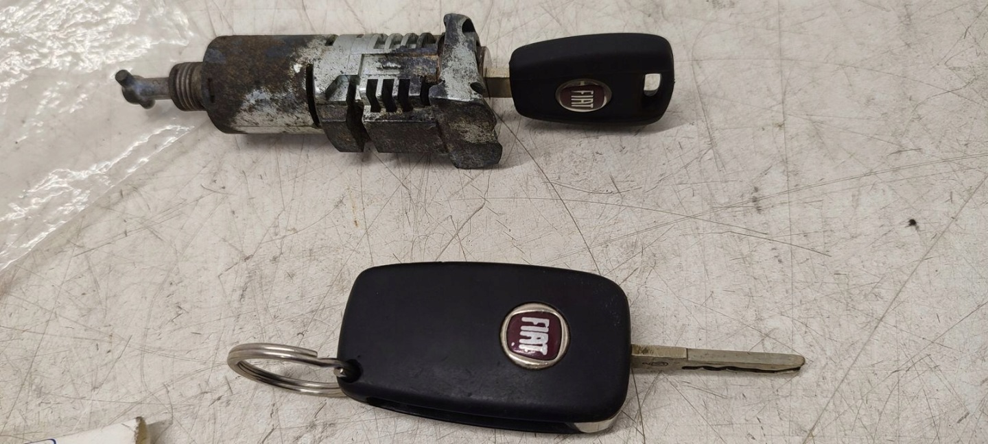 Allumage Insert Clé Fiat Bravo II 1,4 T-JET