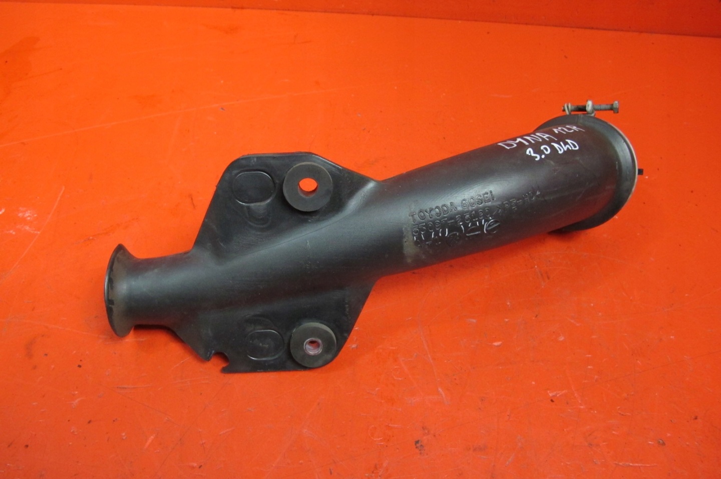 TOYOTA DYNA 3.0 D4D 1KDFTV 1KD FTV wiring pipe intake air hose