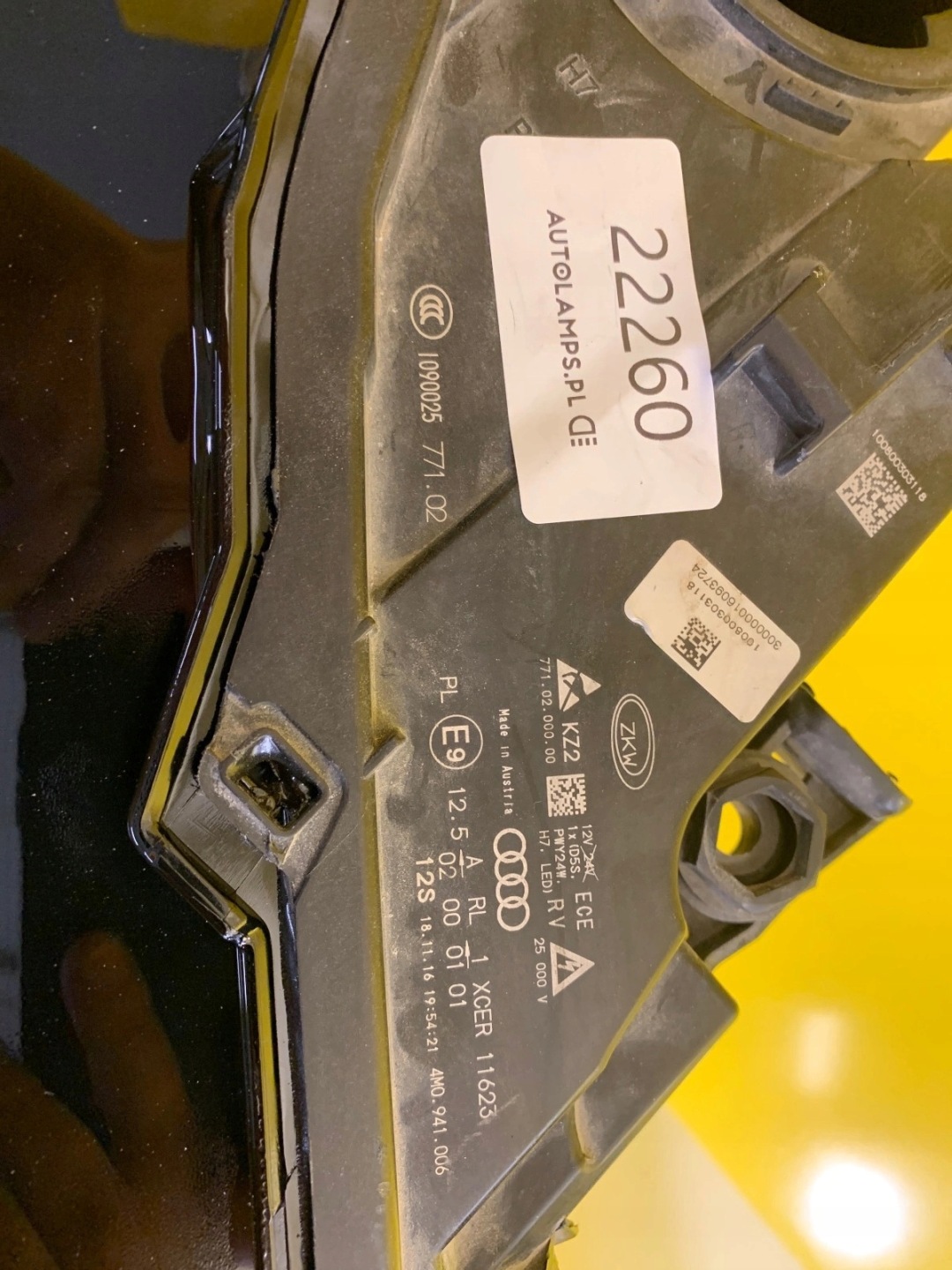 light right front Audi Q7 Bi-Xenon Led 4M0941006
