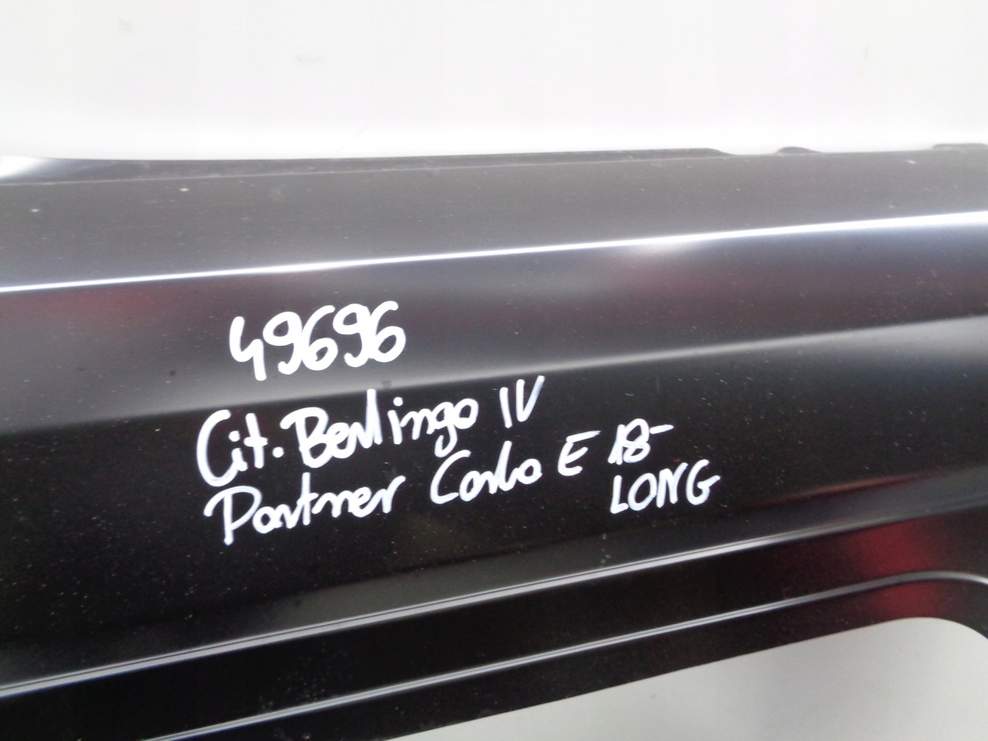 parafango Destra posteriore CITROEN BERLINGO IV PARTNER COMBO E 18- LONG NR 49696