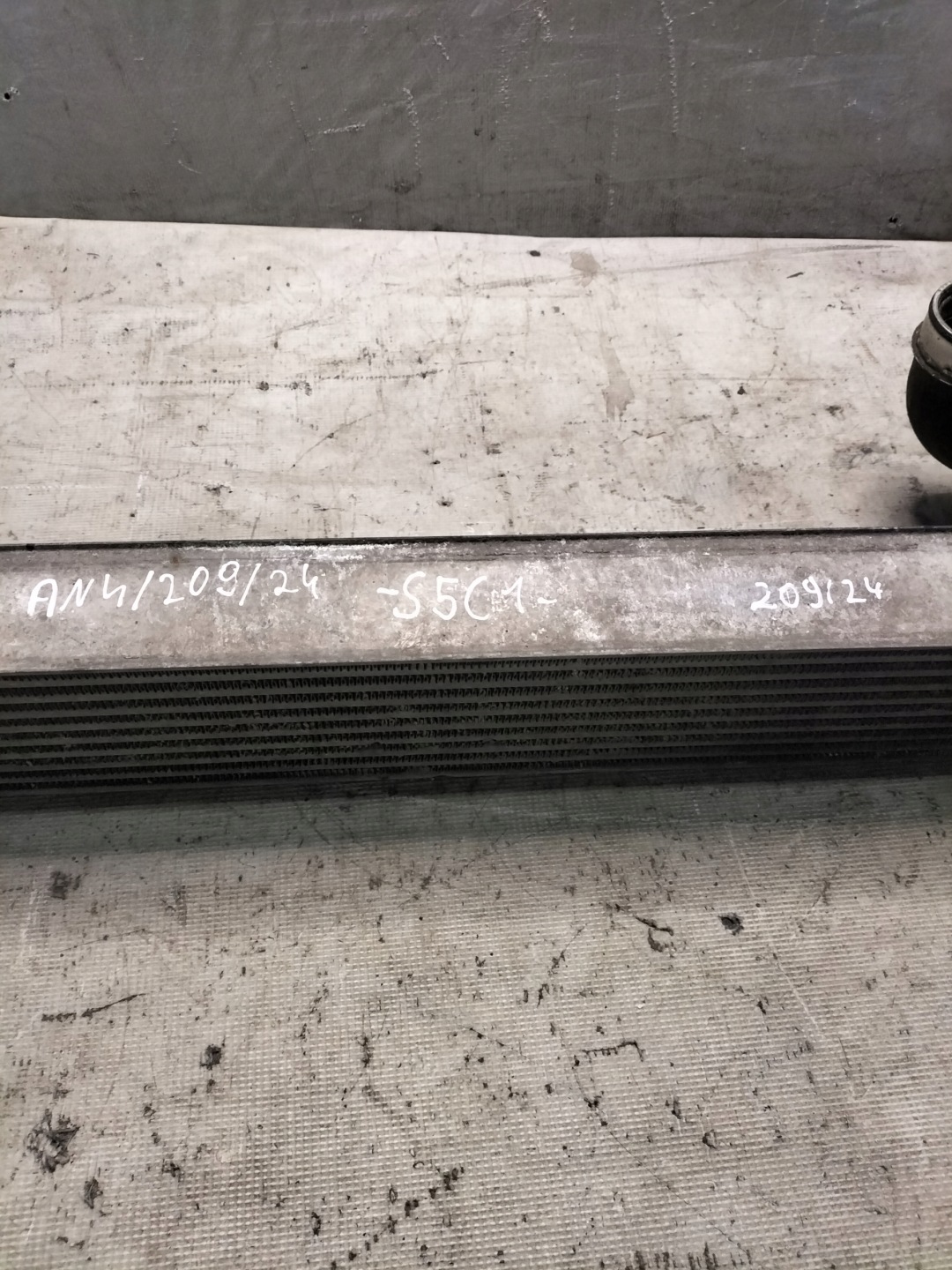 W203 C220 2.2CDI 02 INTERCOOLER Kühler