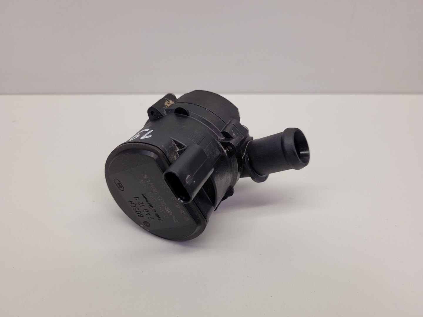 water pump Jaguar E-Pace 2020 0392 023 249