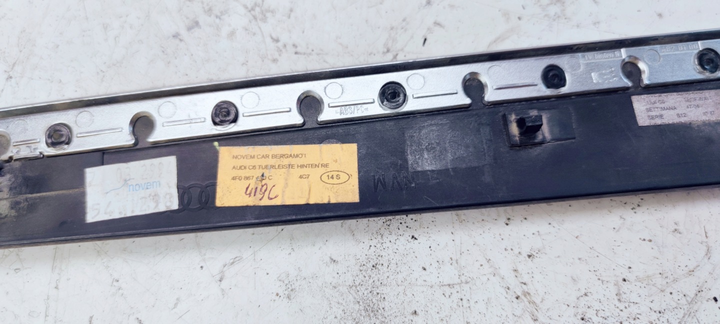 DEKOR Tür links heck AUDI A6 C6 4F0867419C 14S