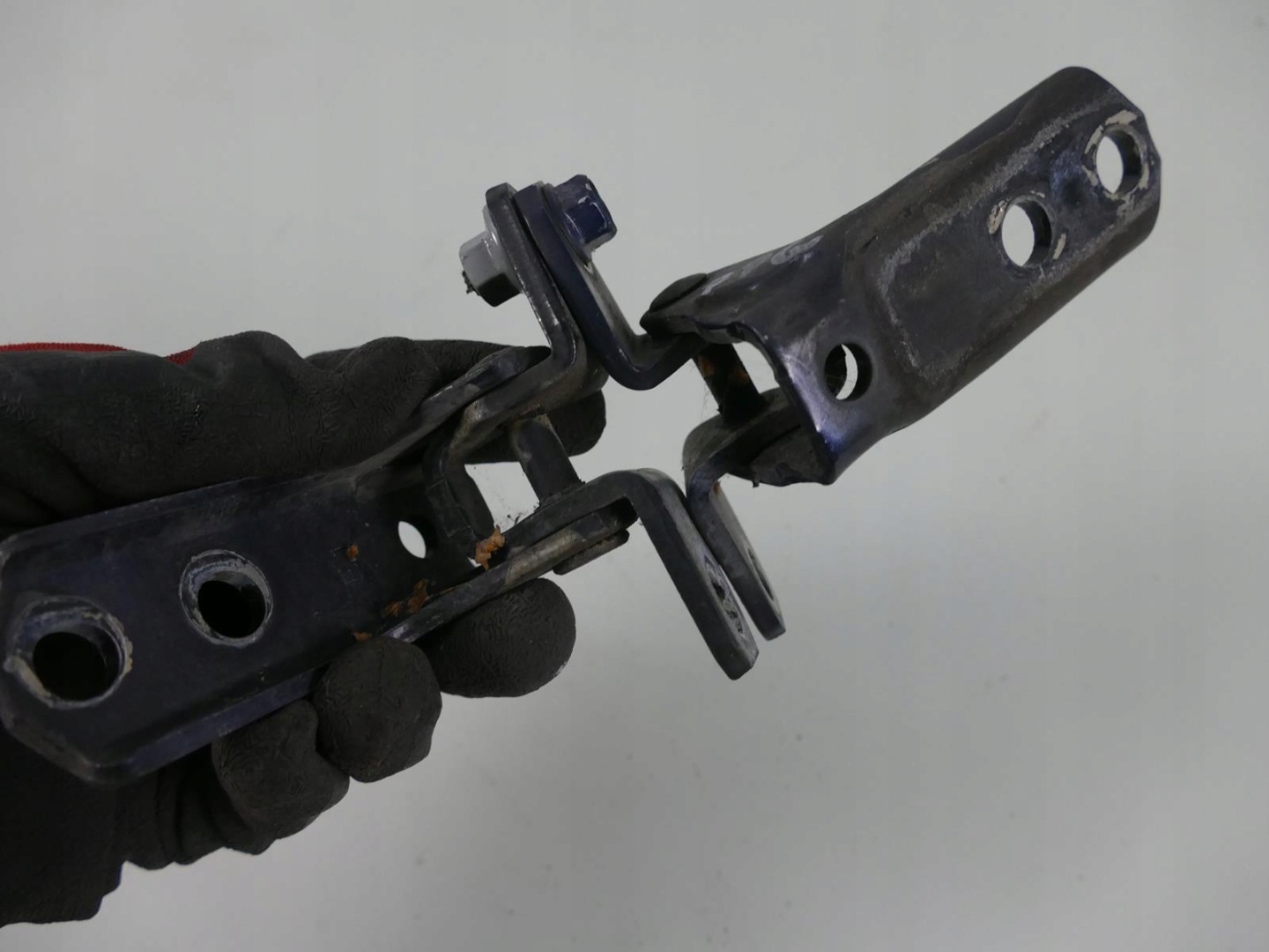 MITSUBISHI OUTLANDER II hinges door hinge right front 37E