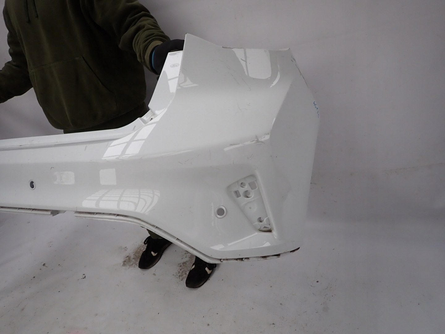 FORD FOCUS IV MK4 18- bumper rear part rear 4XPDC JX7B-17906-A