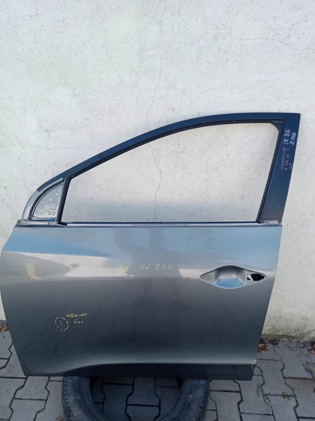 HYUNDAI IX35 door left front front ZAR 2009