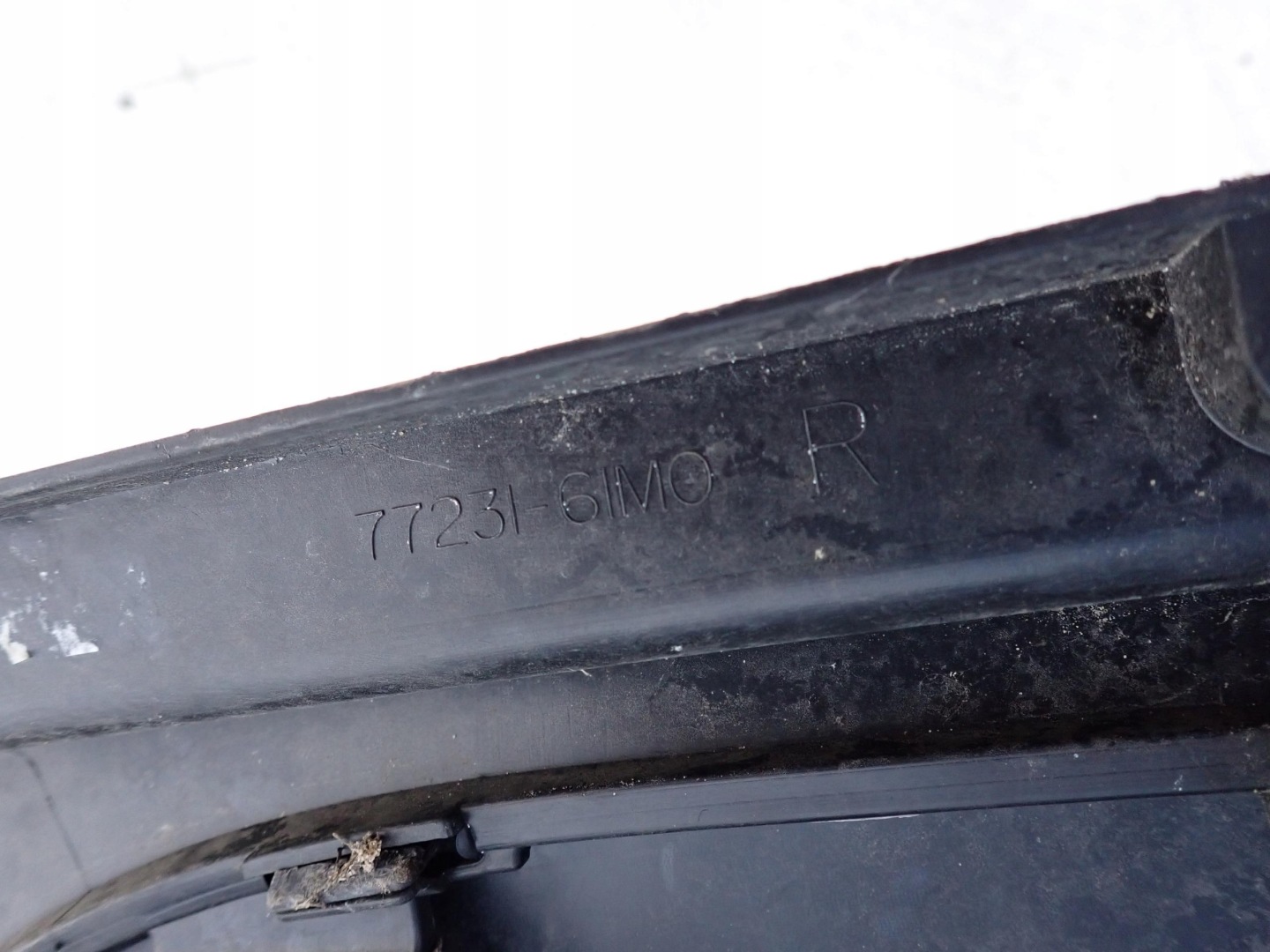 SUZUKI SX4 S-CROSS 13- moulding threshold right