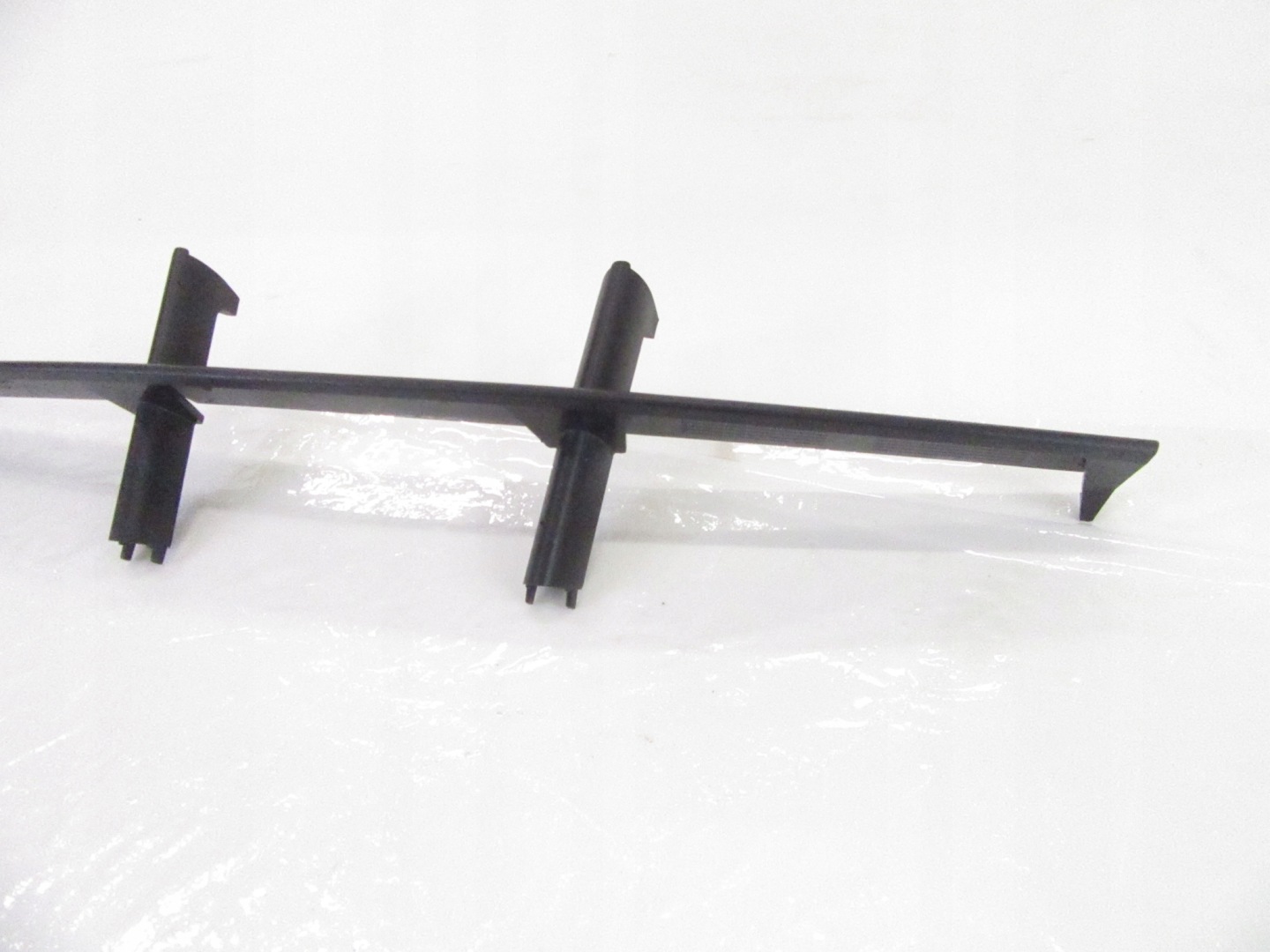 Lüftungsgitter Blende Abdeckung der Stoßstange mitte BMW e60 e61 Sedan KOMBI