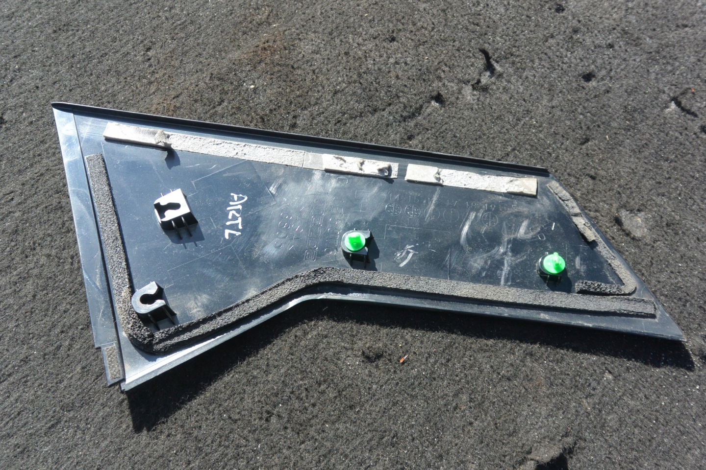 moulding cap door vertical left rear part MAZDA CX3 CX-3