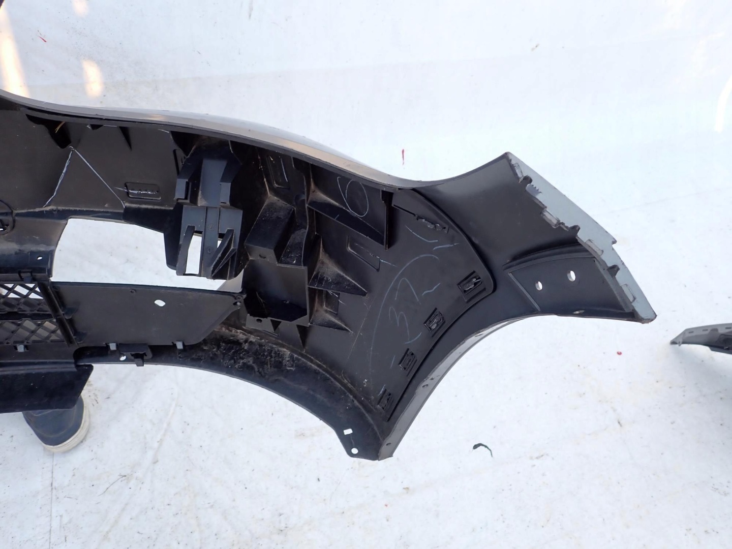 BMW Z4 E85 E86 LIFT 06-09 nárazník předek přední
