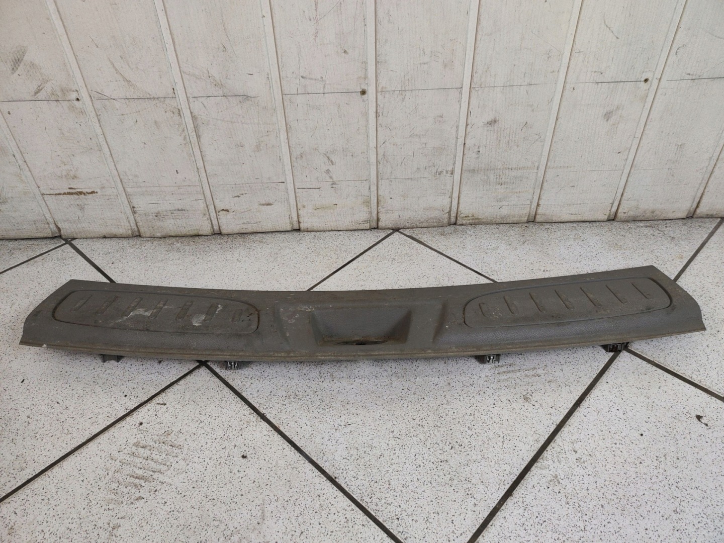 RIVESTIMENTO posteriore Dodge Durango 3 2012 1NE03BD3AC