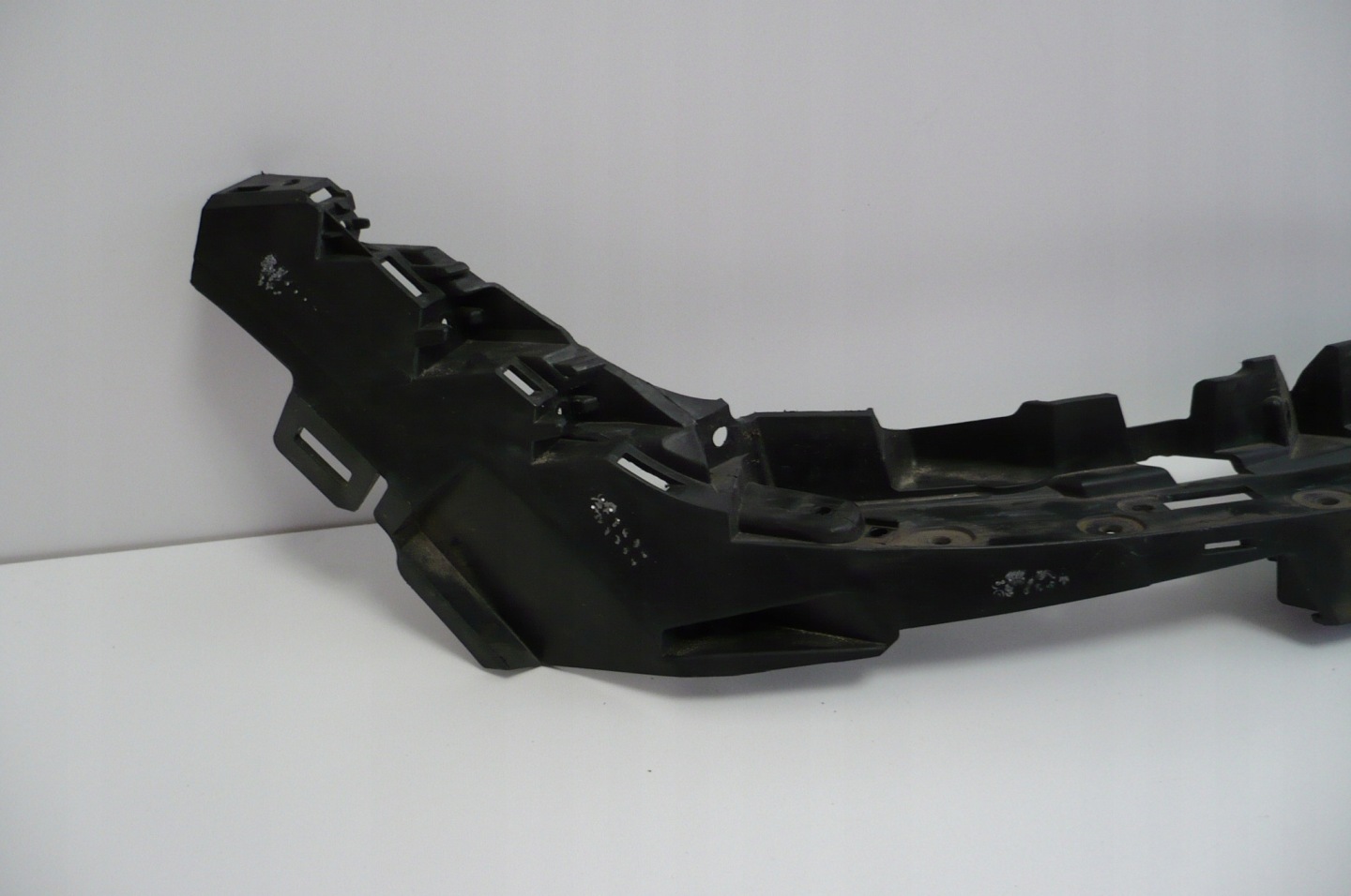 HYUNDAI IONIQ 5 V 21- bumper bracket right front original
