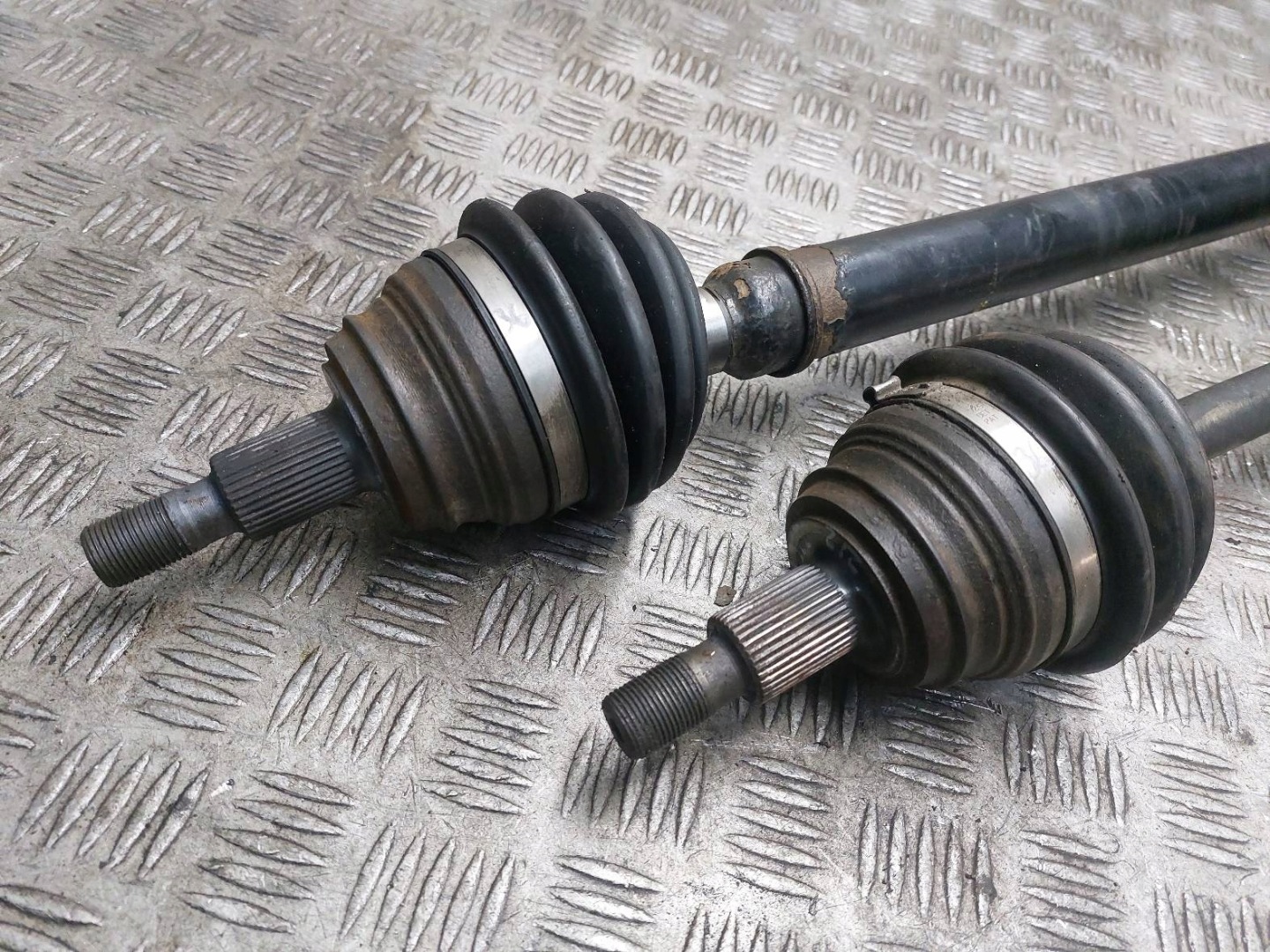 semi-axis left front + right front AUTOMAT SKODA OCTAVIA and FL 1.9 TDI