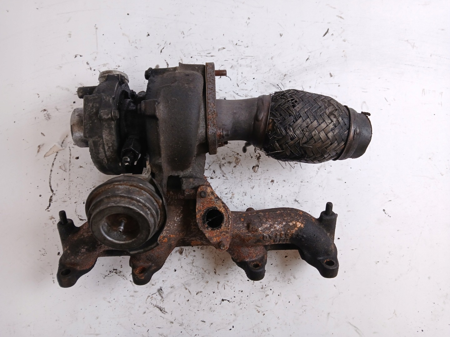 AUDI A4 B6 1.9 TDI turbo TURBINA 028145702R