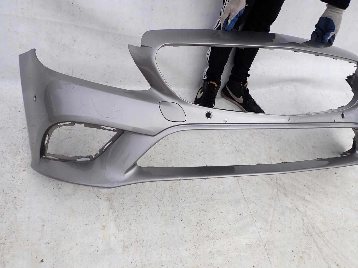 MERCEDES C-KLASA W205 LIFT 18- bumper front PDC