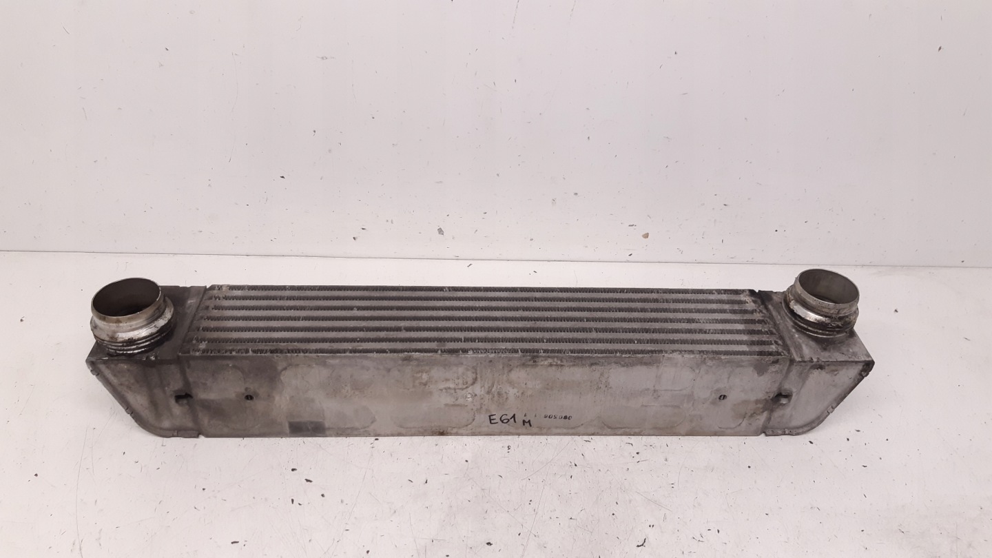 Kühler intercooler BMW E61