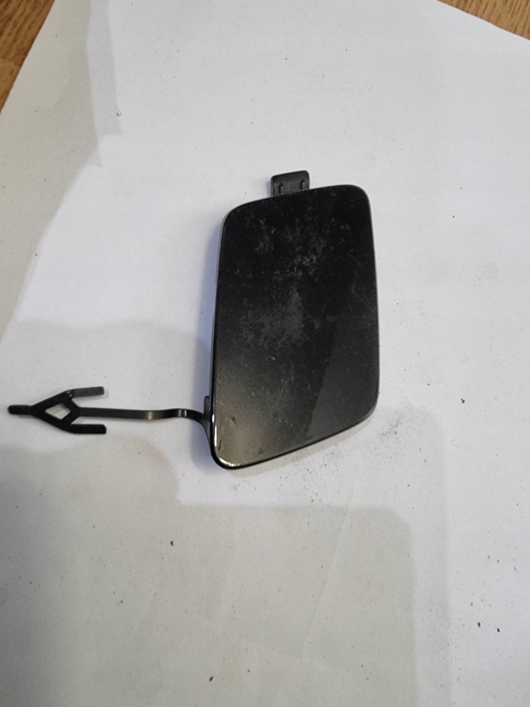 AUDI A6 C8 -> towing hook cap of a bumper front