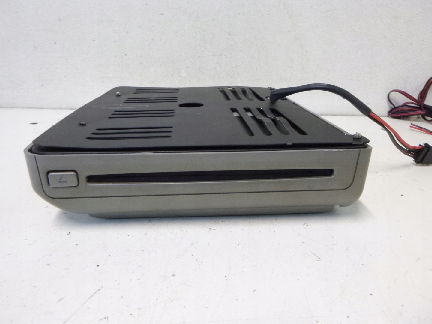 CD player ODTWARZACZ DVD Delphi Grundig 7"
