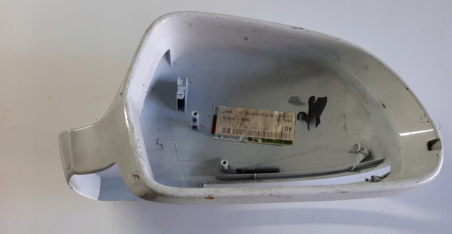obal zrcadla pravá AUDI Q3 12