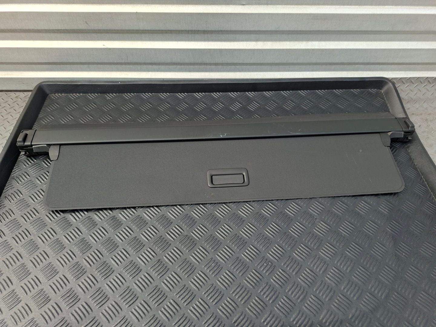 blinds boot rear part rear black 39841508 VOLVO XC60 II
