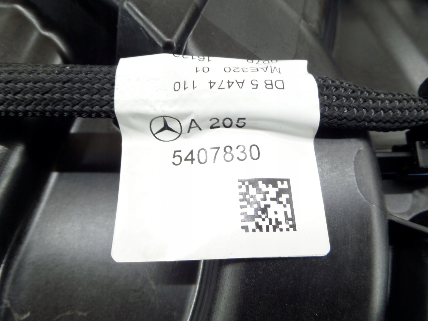 mechanismus zvedání okna MERCEDES W205 C63S AMG