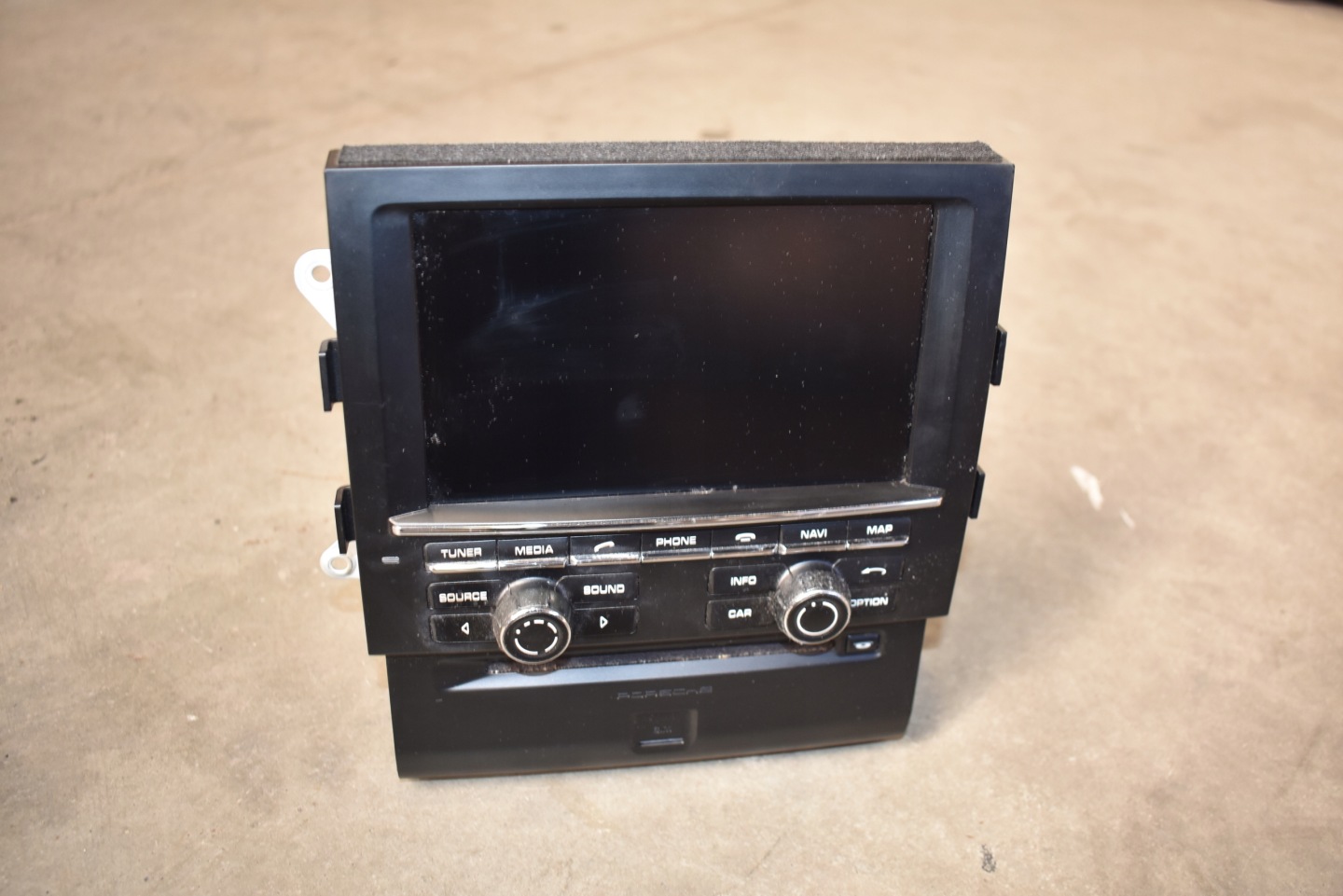 IDEALNY EKRAN navigation PANEL MULTIMEDIALNY PORSCHE MACAN 1