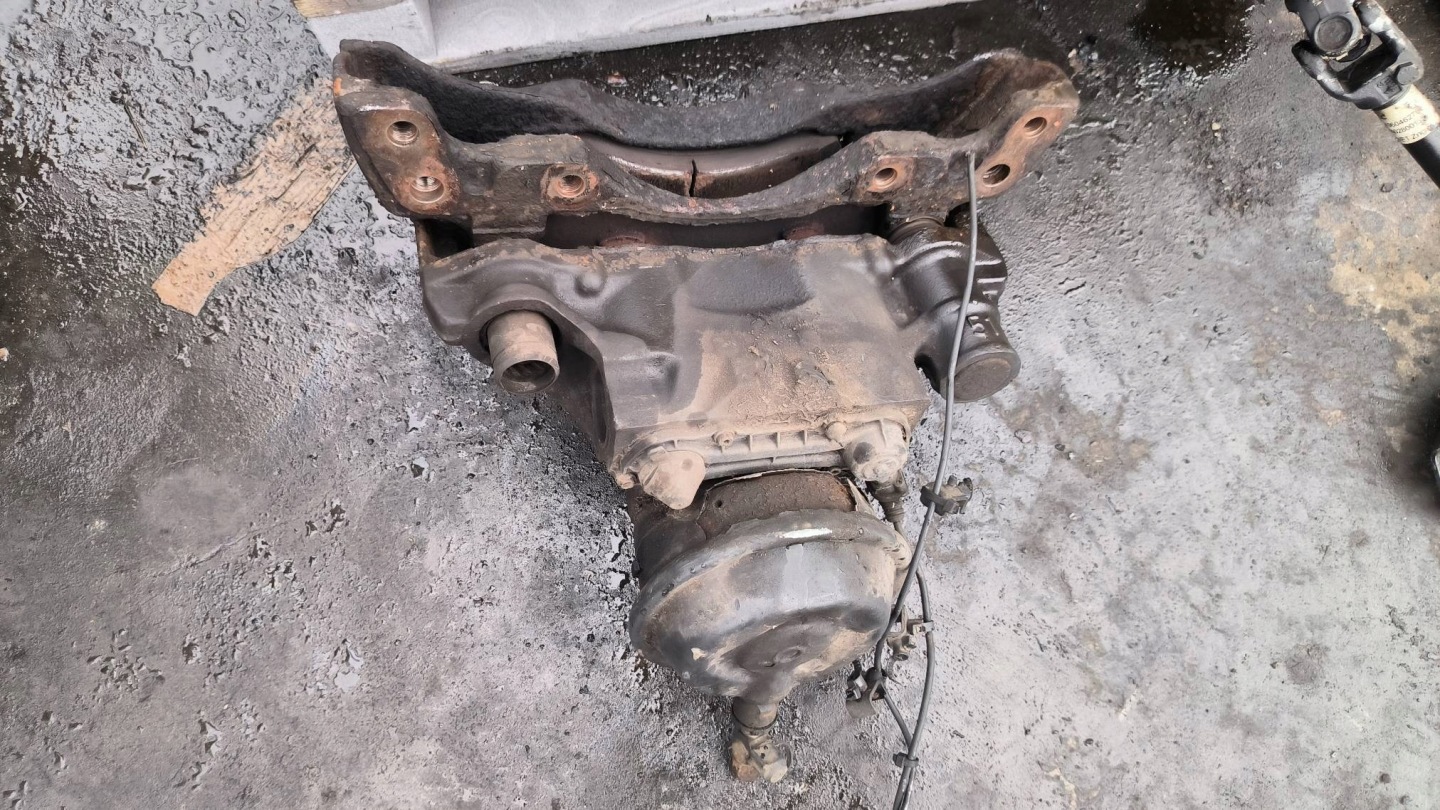 caliper brake front left Mercedes-BENZ ACTROS MP4 1845