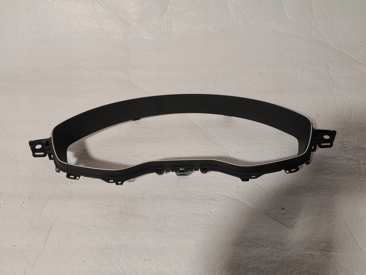 AUDI A4 B9 instrument panel frame 8W0857115