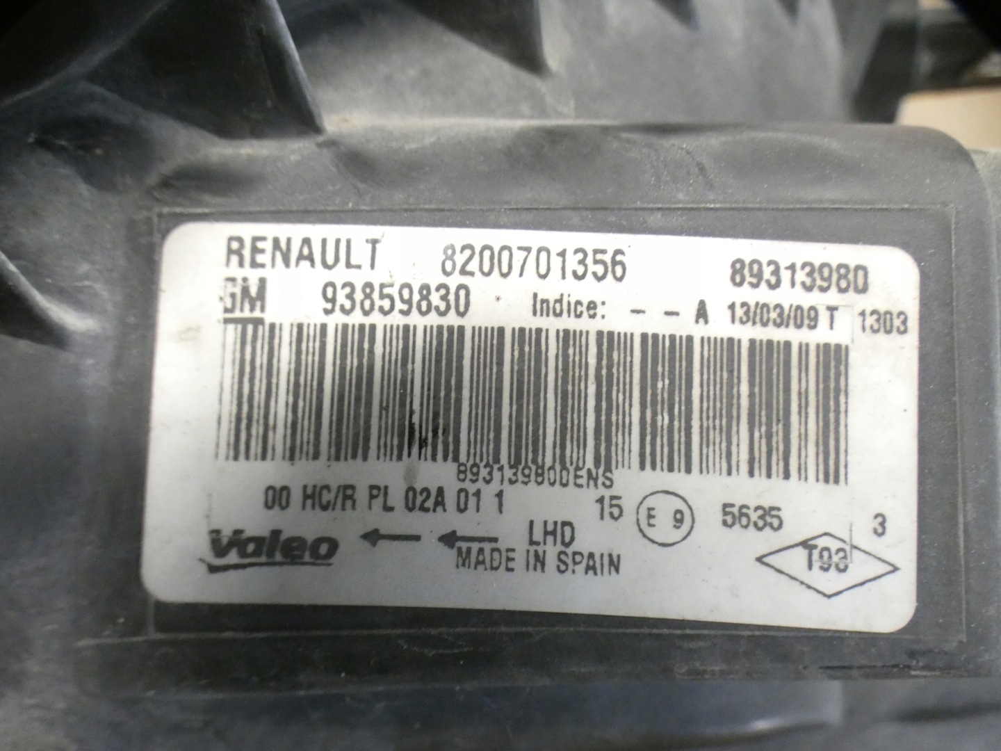 RENAULT TRAFIC II light right front 8200701356