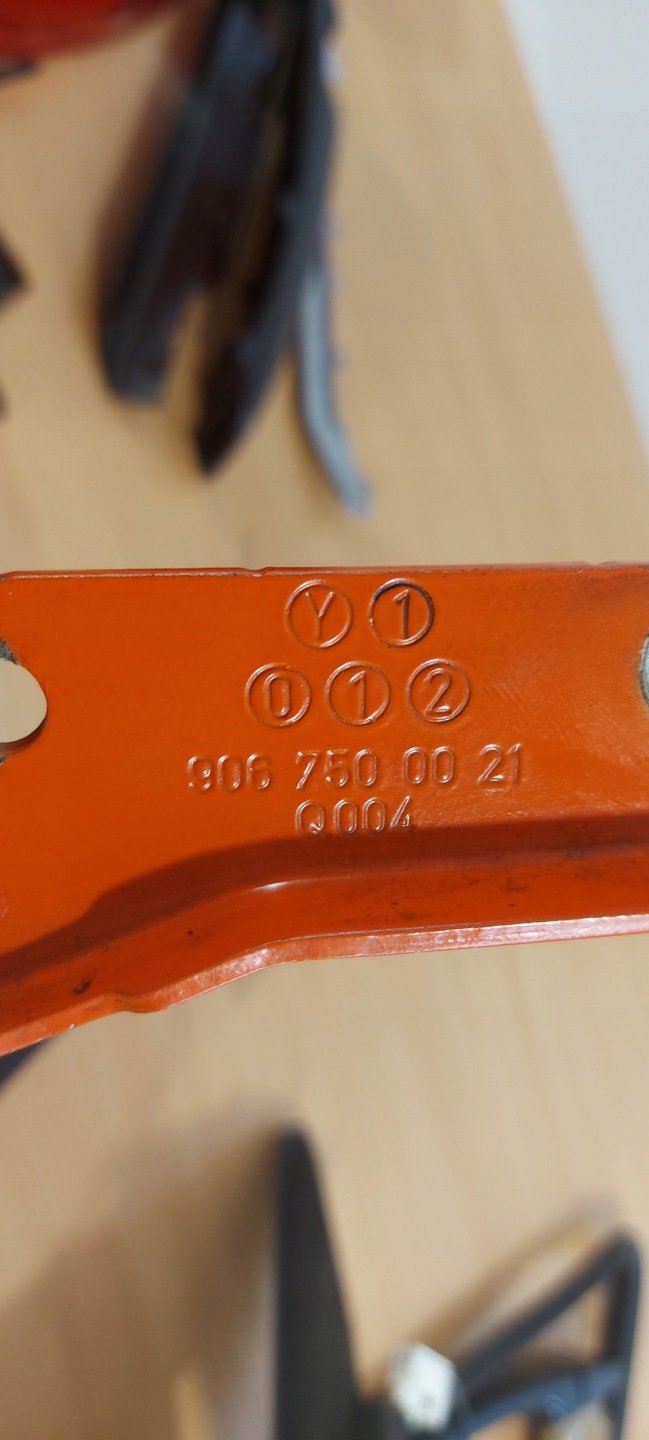 MERCEDES SPRINTER W906 VW CRAFTER hinge bonnets LH
