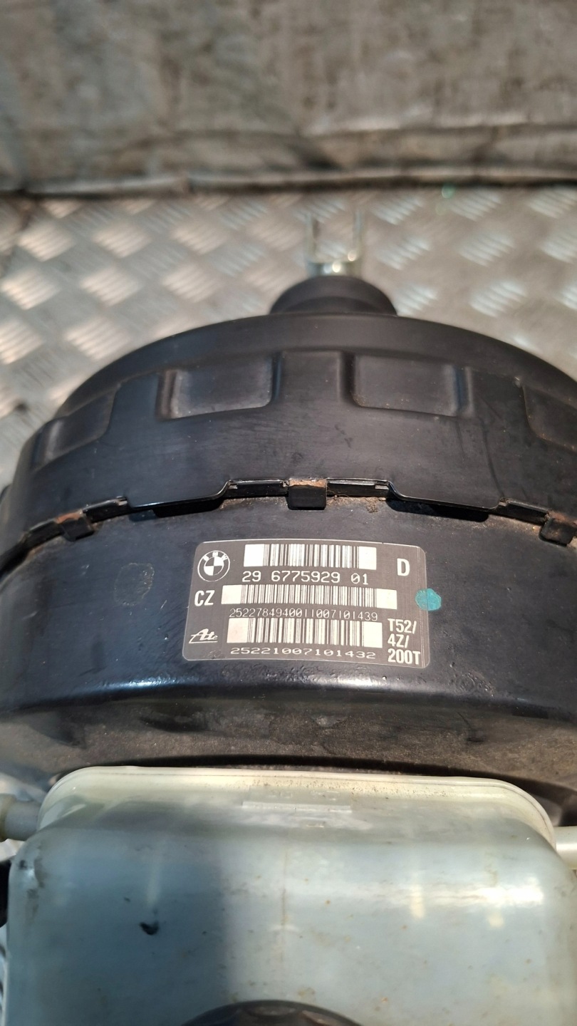 Servo bremsen BMW E81 2.0D