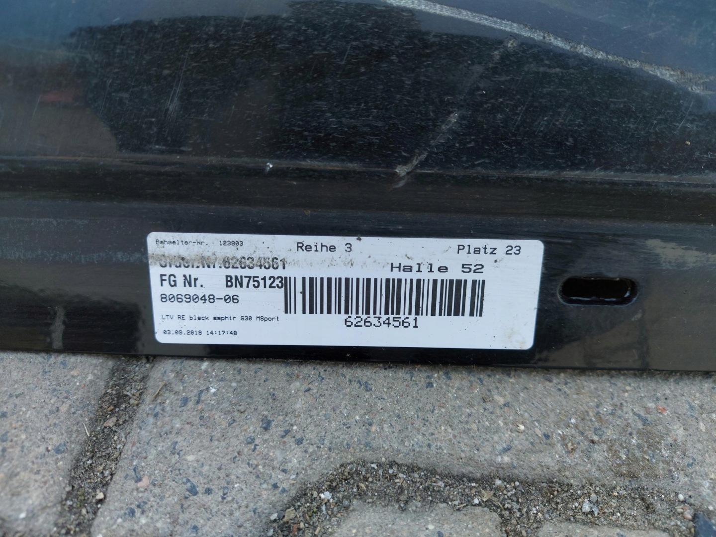 BMW G30 530E moulding threshold right 8069048