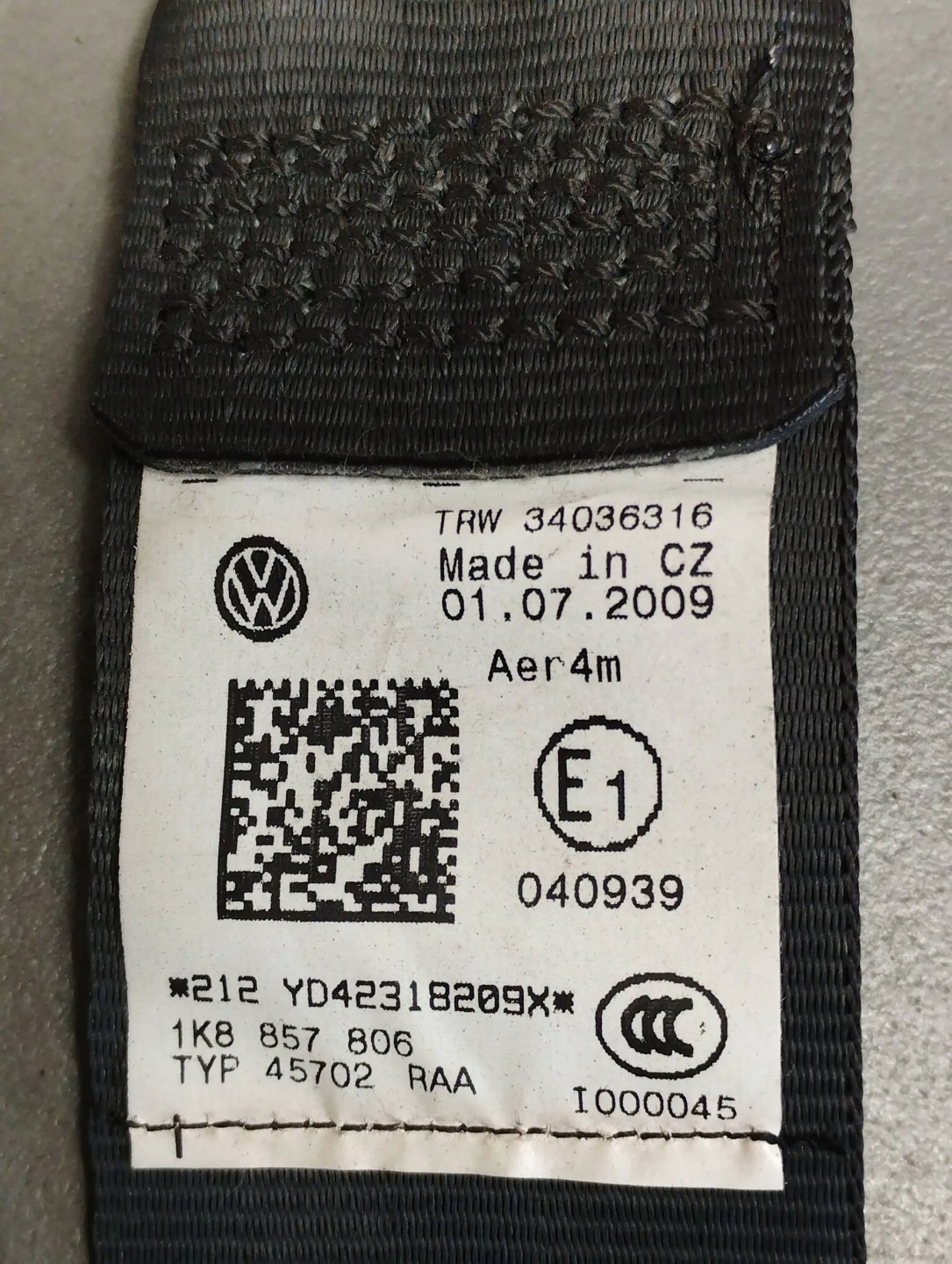 Volkswagen Scirocco Gurten Sicherheits rechts heck 1K8857806