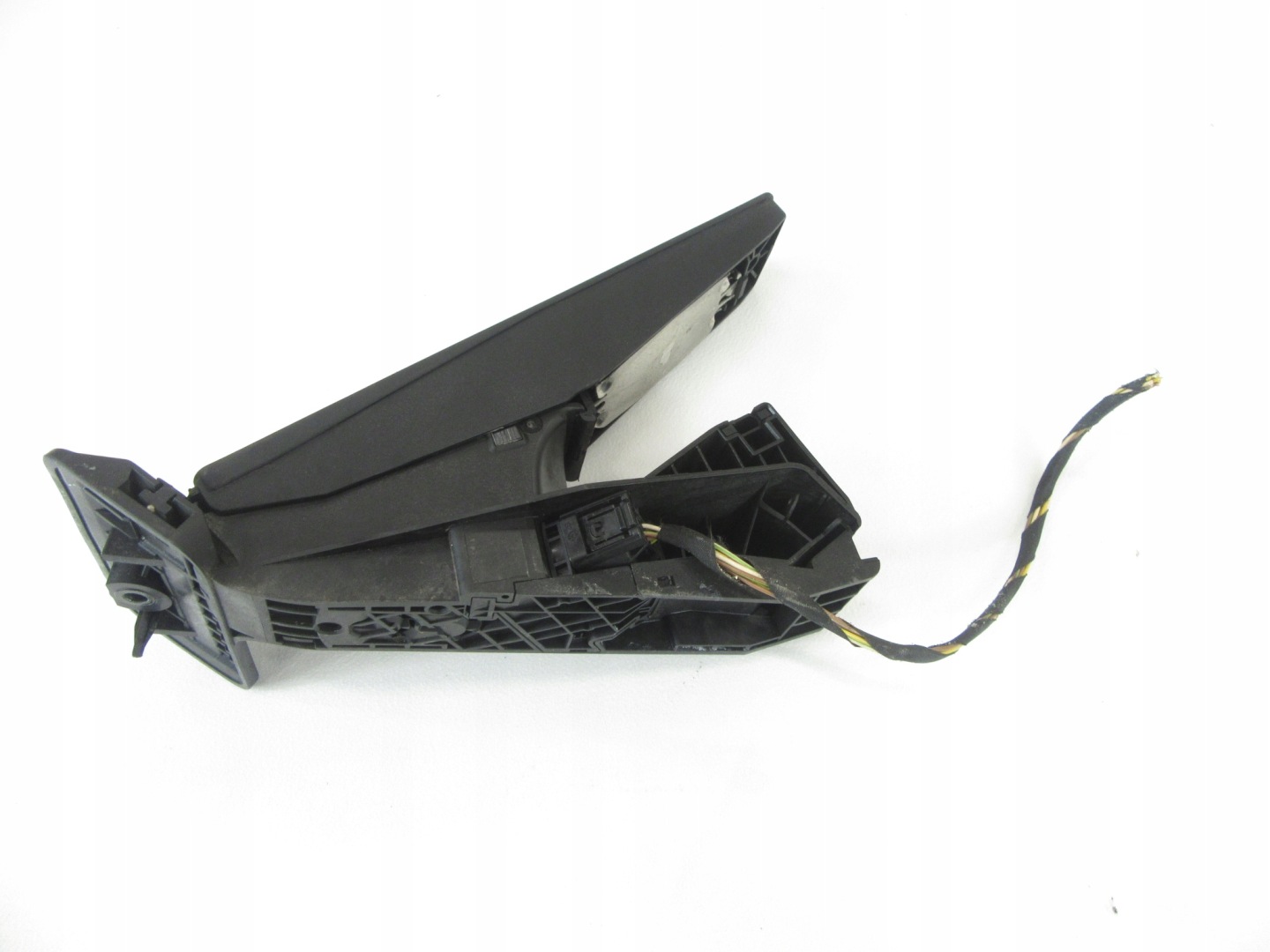Gaspedal BMW e60 e61 e65 e66 e70 e71 e83 e90 e91 F06 F10 F11 F25 AUTOMAT